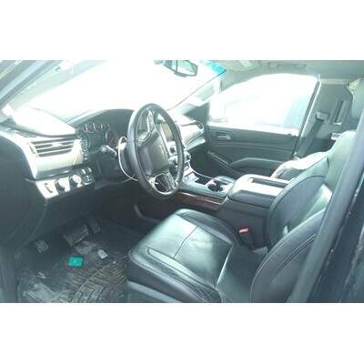 2015 Chevrolet Suburban 1500 Series Axle Assembly, Rear