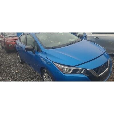 2018 Nissan Kicks Axle Shaft - ~400358092