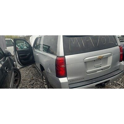 2015 Chevrolet Suburban 1500 Series Axle Assembly, Rear - ~419786704