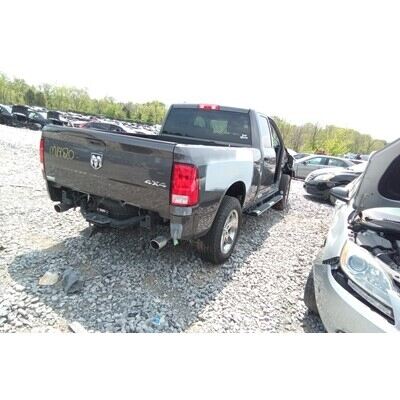 2013 Dodge 1500 Series Pickup Axle Assembly, Rear