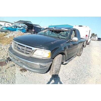 2000 Ford F-150 Series Pickup Axle Assembly, Rear - ~433578414