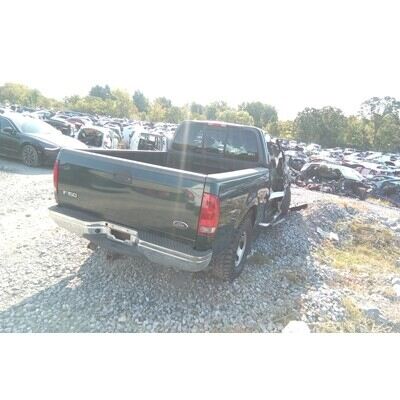 2000 Ford F-150 Series Pickup Axle Assembly, Rear - ~433578414