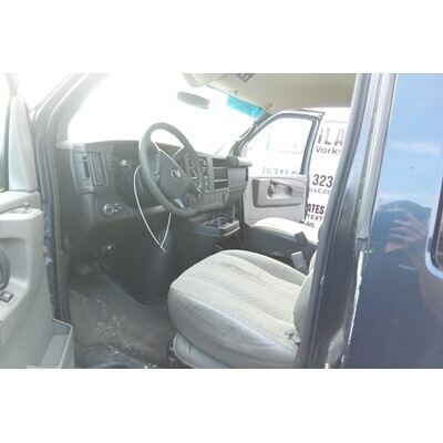 2010 Chevrolet Express 2500 Axle Assembly, Rear - ~436092866