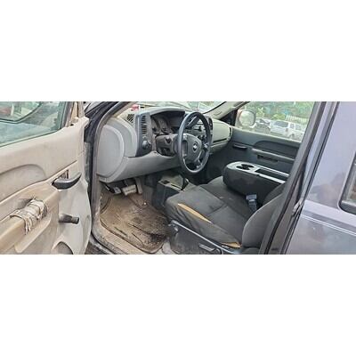 2009 Chevrolet Silverado 1500  Axle Assembly, Rear - ~395462957