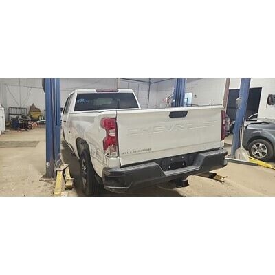 2022 Chevrolet Silverado 2500 Axle Assembly, Rear - ~396667058