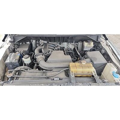 2012 Nissan NV1500 Axle Assembly, Rear - ~414383364