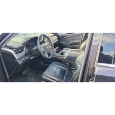 2015 Chevrolet Suburban 1500 Series Axle Assembly, Rear - ~416960392