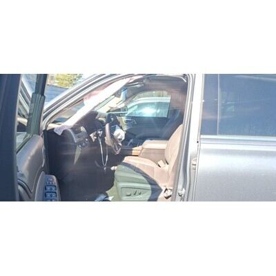 2015 Cadillac Escalade Axle Assembly, Rear - ~417337200