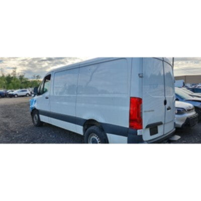 2010 Mercedes-Benz Sprinter 2500 Axle Assembly, Rear - ~421192191