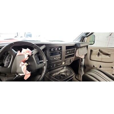 2018 Chevrolet Express 2500 Axle Assembly, Rear - ~425243307