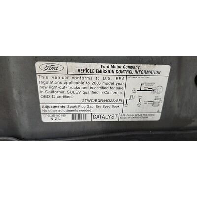 2004 Ford F-150 Series Pickup Axle Assembly, Rear - ~424991019