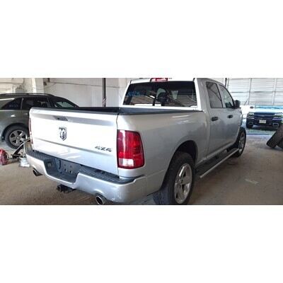 2013 Dodge 1500 Series Pickup Axle Assembly, Rear - ~428236814