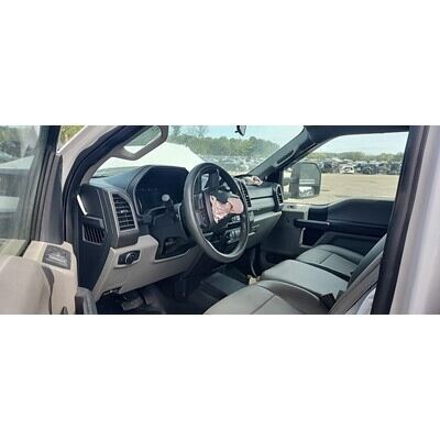 2017 Ford F-250 Super Duty Pickup Axle Assy, Front (4WD) - ~435336586