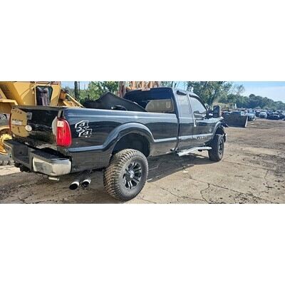 2011 Ford F-250 Super Duty Pickup Axle Assy, Front (4WD) - ~435283762