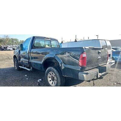2008 Ford F-250 Super Duty Pickup Axle Assy, Front (4WD) - ~437361491