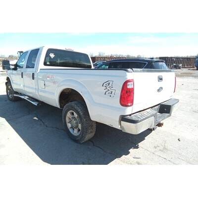 2013 Ford F-250 Super Duty Pickup Axle Assy, Front (4WD) - ~395231886