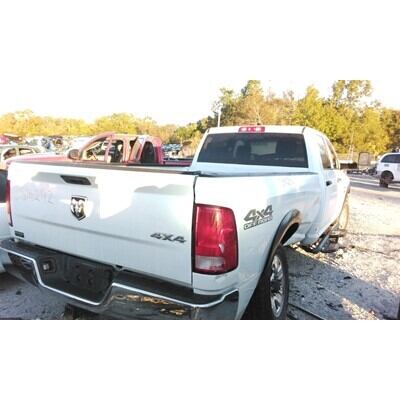 2013 Dodge 3500 Series Pickup Axle Assy, Front (4WD) - ~435463577