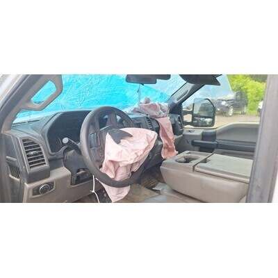 2017 Ford F-250 Super Duty Pickup Axle Assy, Front (4WD) - ~425186386