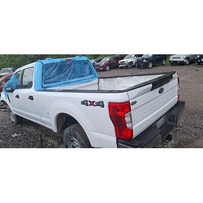 2017 Ford F-250 Super Duty Pickup Axle Assy, Front (4WD) - ~425186386