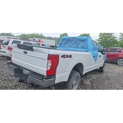 2017 Ford F-250 Super Duty Pickup Axle Assy, Front (4WD) - ~425186386