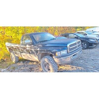 2000 Dodge 1500 Series Pickup Axle Assy, Front (4WD) - ~435137259