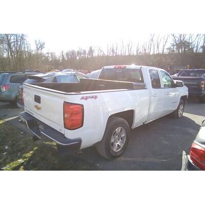 2014 Chevrolet Silverado 1500  Axle Assembly, Rear - ~418035008