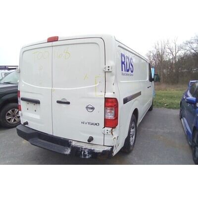 2012 Nissan NV1500 Axle Assembly, Rear - ~419728057