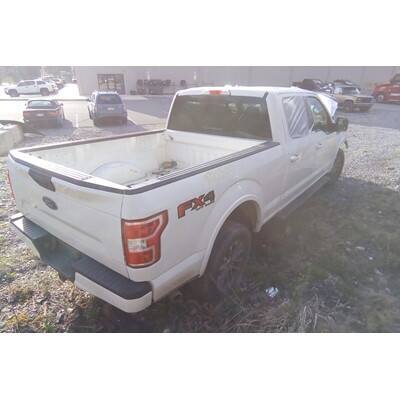 2018 Ford F-150 Series Pickup Axle Assembly, Rear - ~420451234