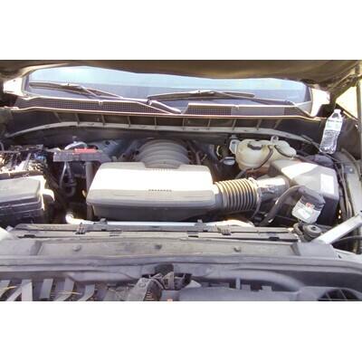 2019 Chevrolet Silverado 1500  Axle Assembly, Rear - ~421282098