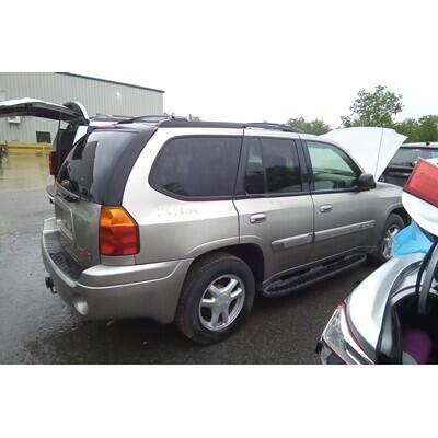 2002 Chevrolet Trailblazer Axle Assembly, Rear - ~425164752