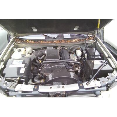 2002 Chevrolet Trailblazer Axle Assembly, Rear - ~425164752