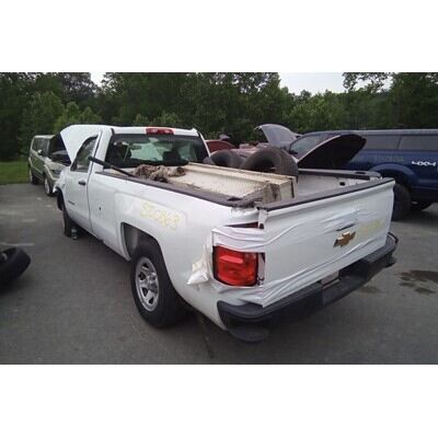 2014 Chevrolet Silverado 1500  Axle Assembly, Rear - ~426756445