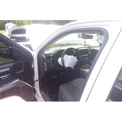 2014 Chevrolet Silverado 1500  Axle Assembly, Rear - ~429029130