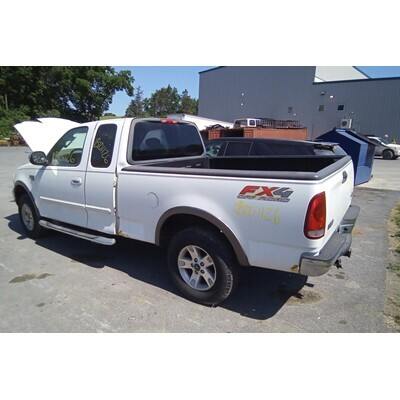 2000 Ford F-150 Series Pickup Axle Assembly, Rear - ~427619699