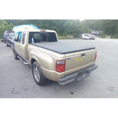 1999 Ford Ranger Axle Assembly, Rear - ~428379004