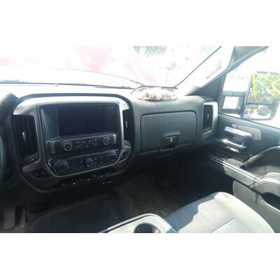 2014 Chevrolet Silverado 1500  Axle Assembly, Rear - ~432655150