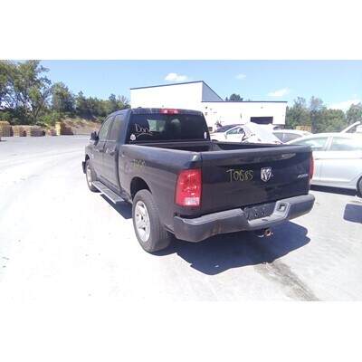 2013 Dodge 1500 Series Pickup Axle Assembly, Rear - ~432905483