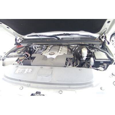 2015 Cadillac Escalade Axle Assembly, Rear - ~433138812