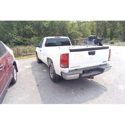 2007 Chevrolet Silverado 1500  Axle Assembly, Rear - ~433032919