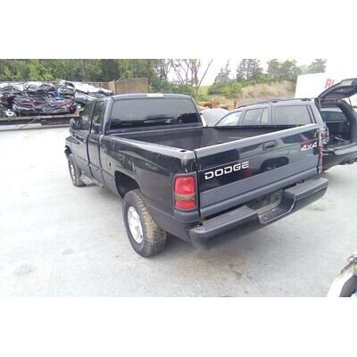 1999 Dodge 1500 Series Pickup Axle Assy, Front (4WD) - ~436725922