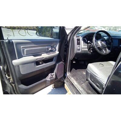 2014 Dodge 2500 Series Pickup Axle Assembly, Rear - ~398751319