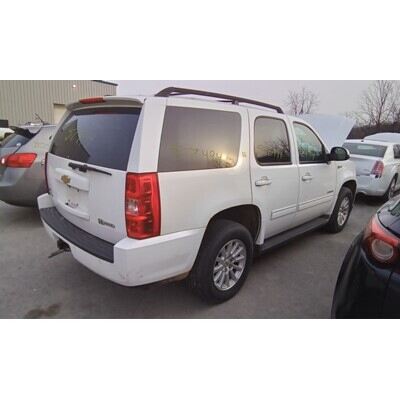 2009 Cadillac Escalade Axle Assembly, Rear - ~409938069