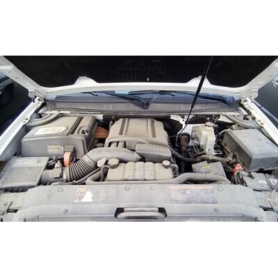 2009 Cadillac Escalade Axle Assembly, Rear - ~409938069