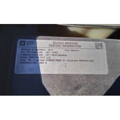 2015 Chevrolet Suburban 1500 Series Axle Assembly, Rear - ~411068702