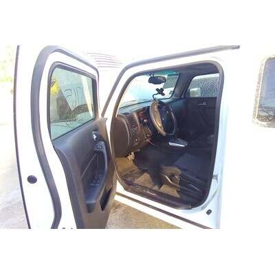 2006 Hummer H3 Axle Assembly, Rear - ~412348864