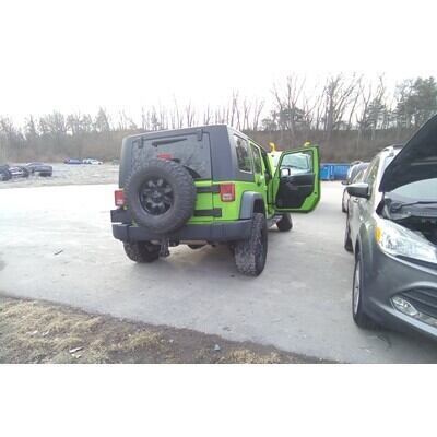 2007 Jeep Wrangler Axle Assembly, Rear - ~413298574