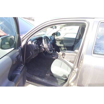 2016 Toyota Tacoma Axle Assembly, Rear - ~414897581