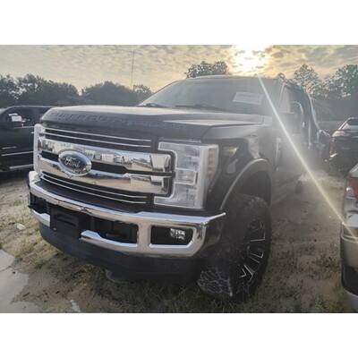 2017 Ford F-250 Super Duty Pickup Axle Assy, Front (4WD) - ~426407931