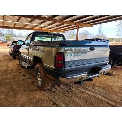 1994 Dodge 1500 Series Pickup Axle Assy, Front (4WD) - ~415225236