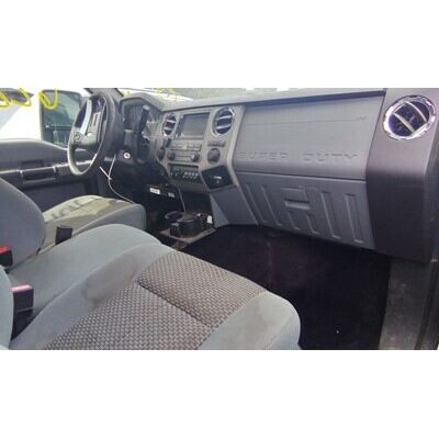 2013 Ford F-250 Super Duty Pickup Axle Assy, Front (4WD) - ~434626212